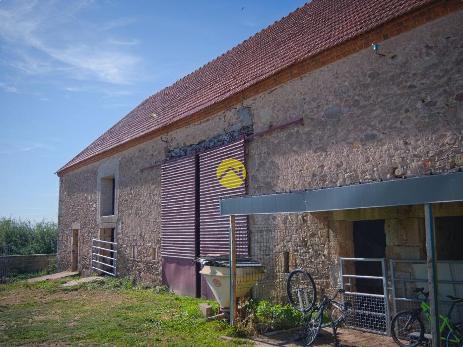 longère avec dépendances et terrain