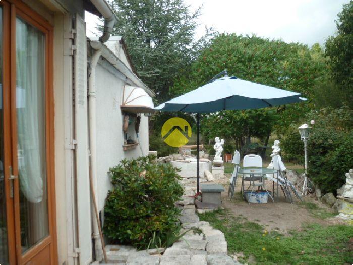 MAISON INDEPENDANTE AVEC JARDIN