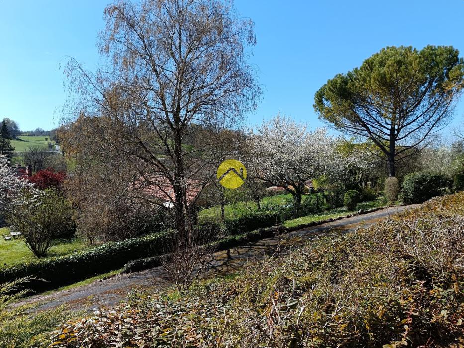 Belle maison vue dominante