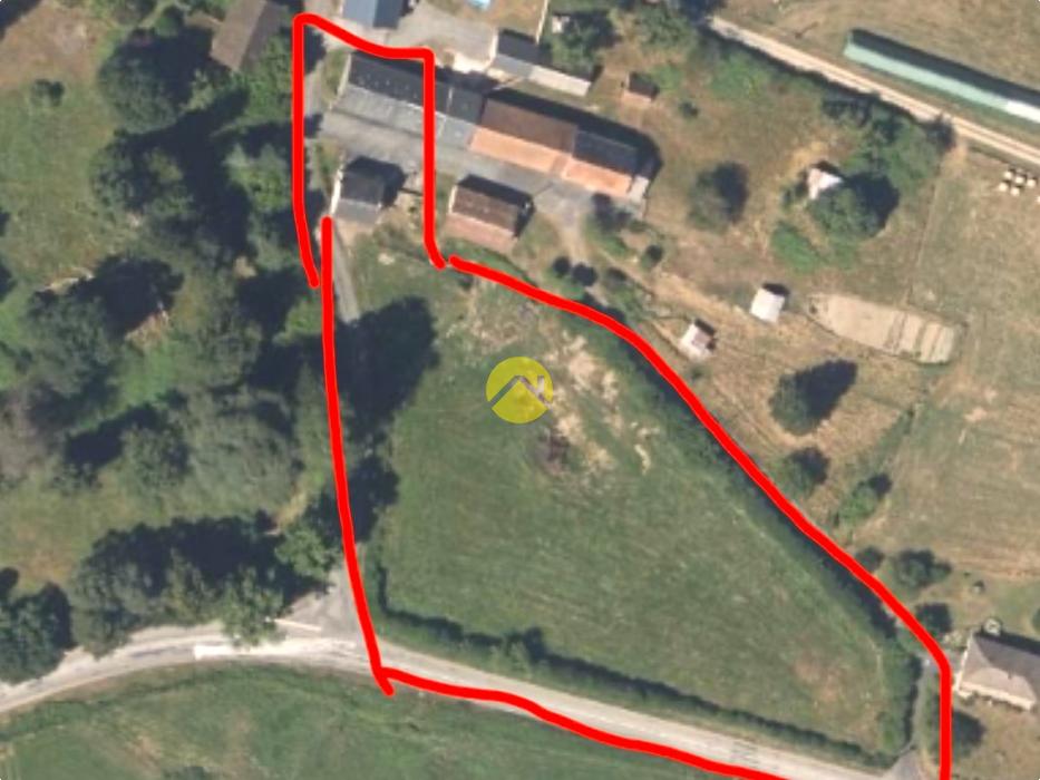 FERMETTE ET GRANGE + 7.500 M2