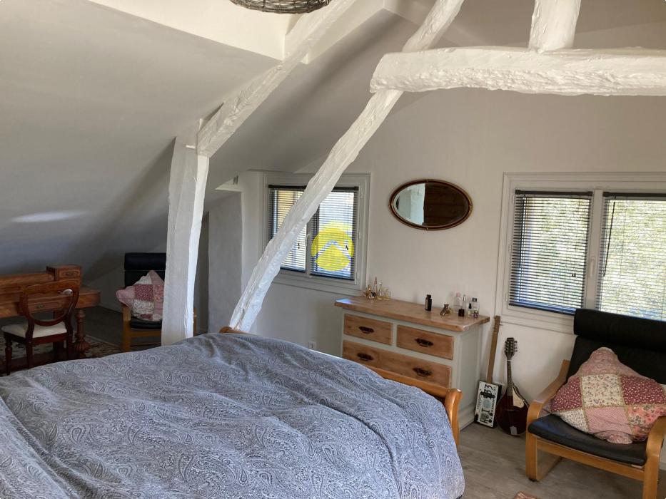 Maison perigourdine avec hangar 