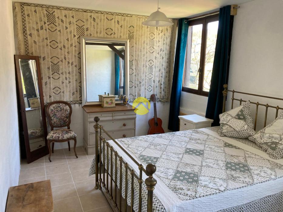 Maison perigourdine avec hangar 