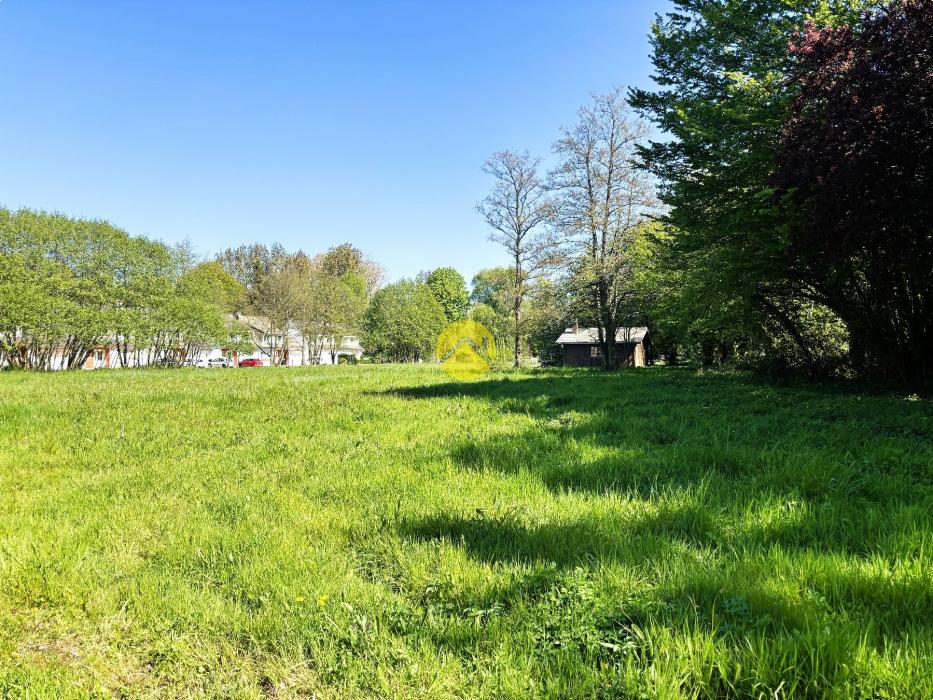 Chalet avec terrain constuctible