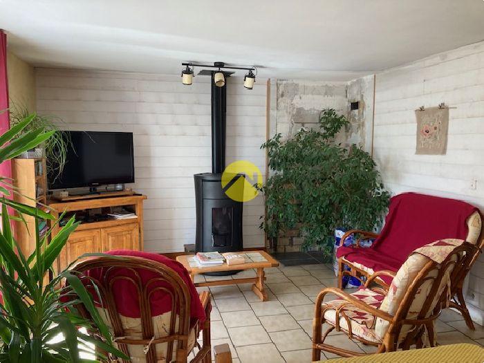 Pavillon sur s/-sol  3 Ch