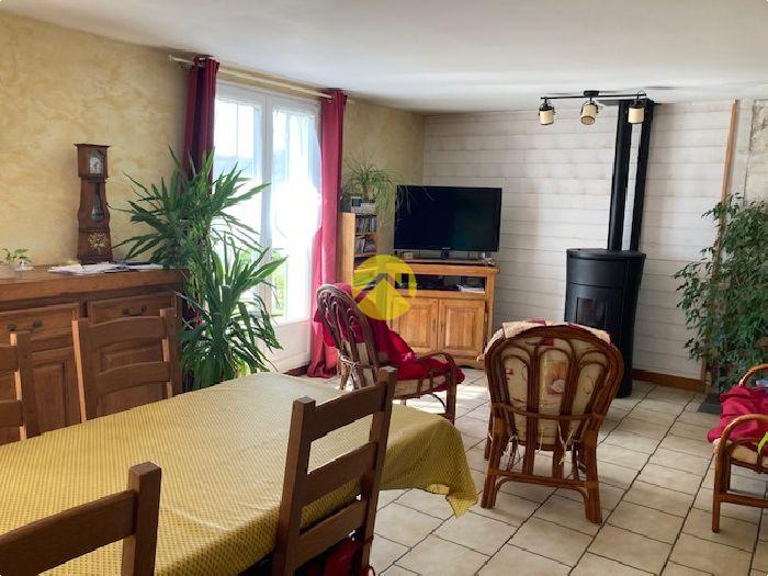 Pavillon sur s/-sol  3 Ch