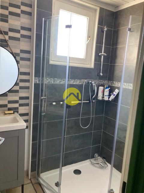 Pavillon sur s/-sol  3 Ch