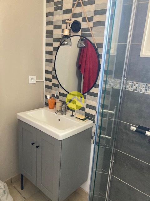 Pavillon sur s/-sol  3 Ch