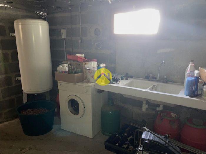 Pavillon sur s/-sol  3 Ch