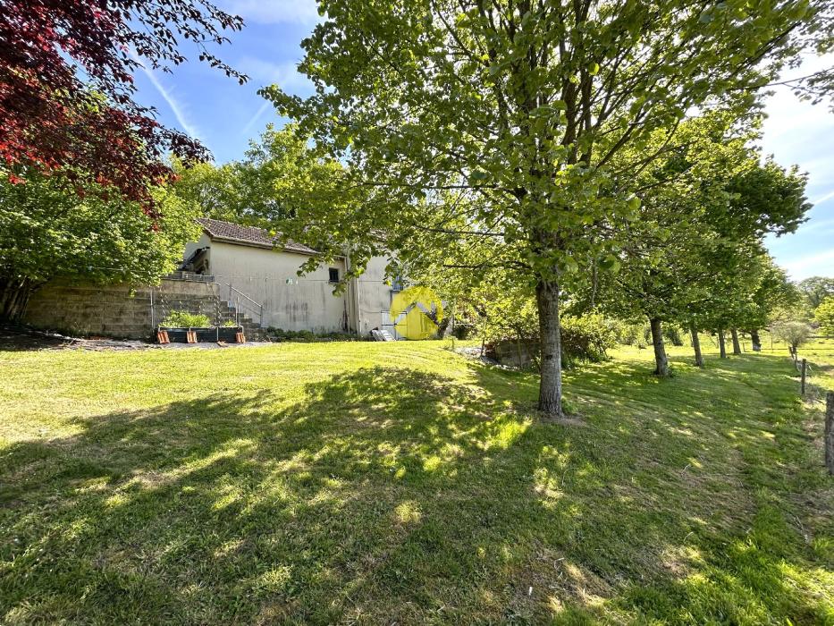 MAISON RENOVEE VUE A LA CAMPAGNE