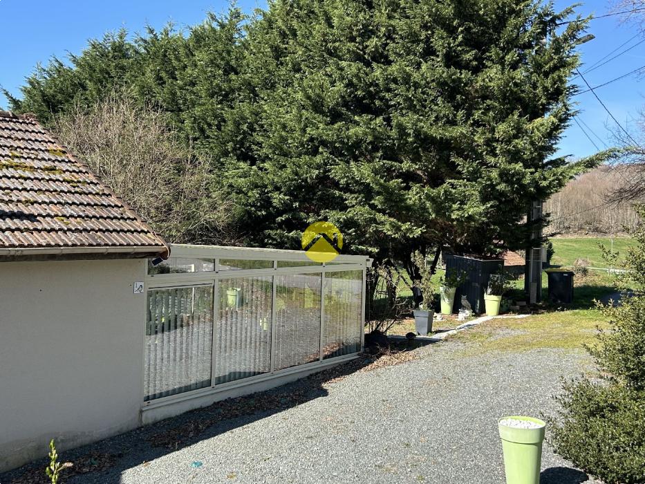 MAISON RENOVEE VUE A LA CAMPAGNE