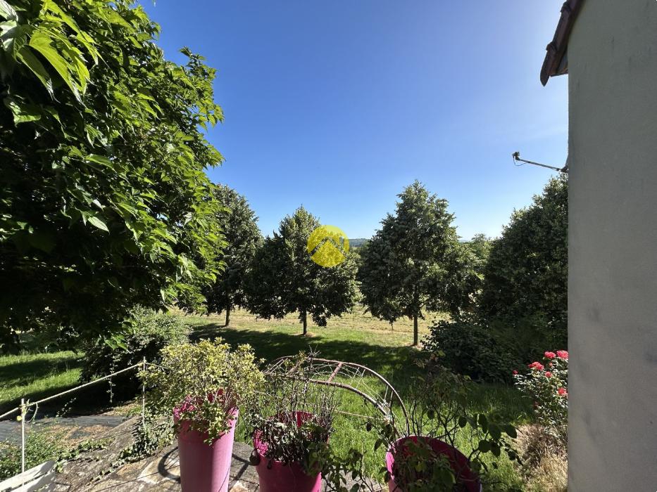MAISON RENOVEE VUE A LA CAMPAGNE