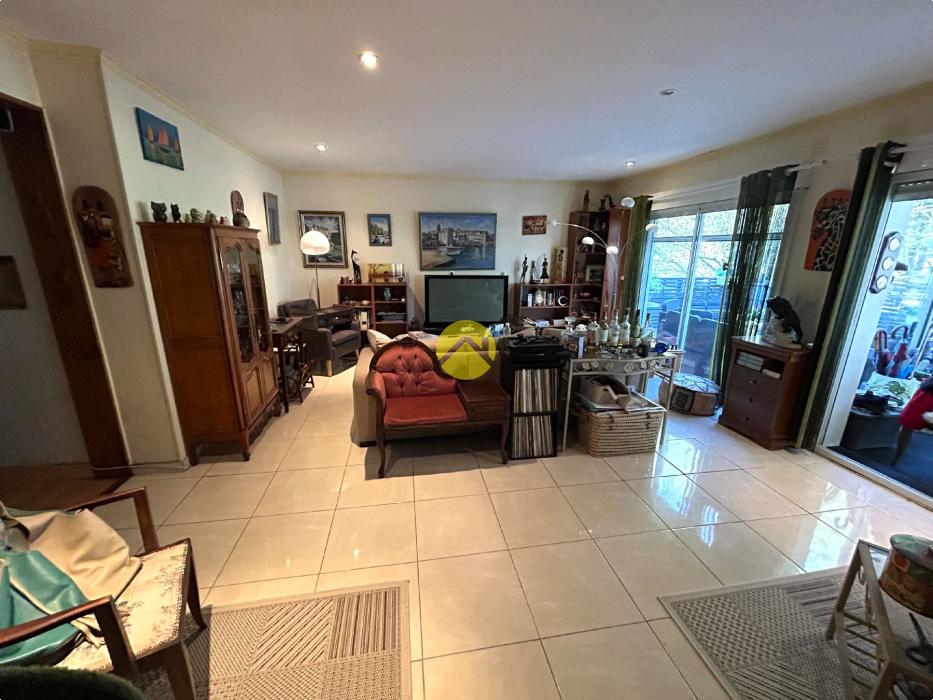 MAISON RENOVEE VUE A LA CAMPAGNE