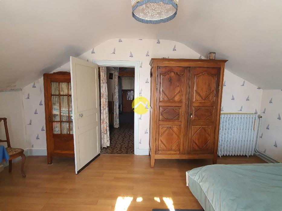 Maison de bourg avec garage 