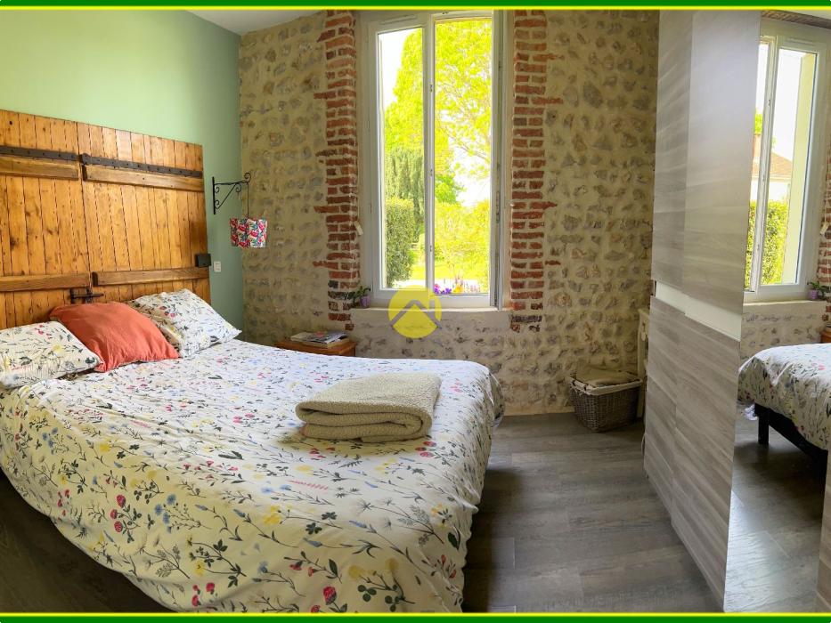 MAISON 4 CHAMBRES ET DEPENDANCES