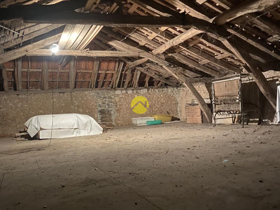 Belle maison en pierre