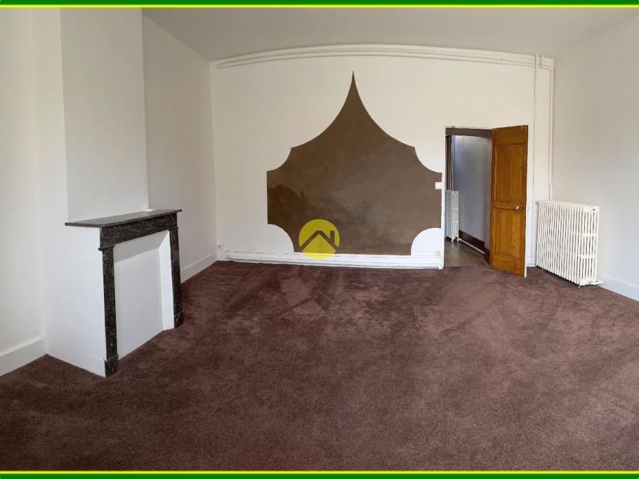 Maison 4 Chambres + Local