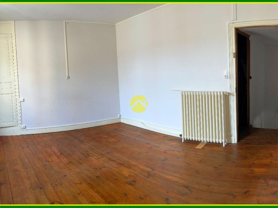 Maison 4 Chambres + Local