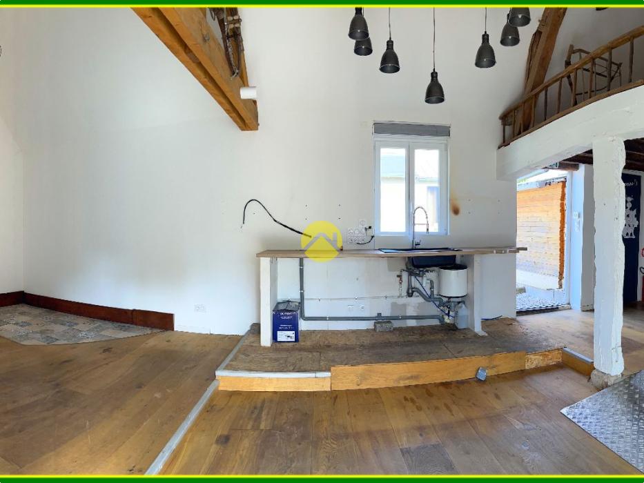 Maison 4 Chambres + Local