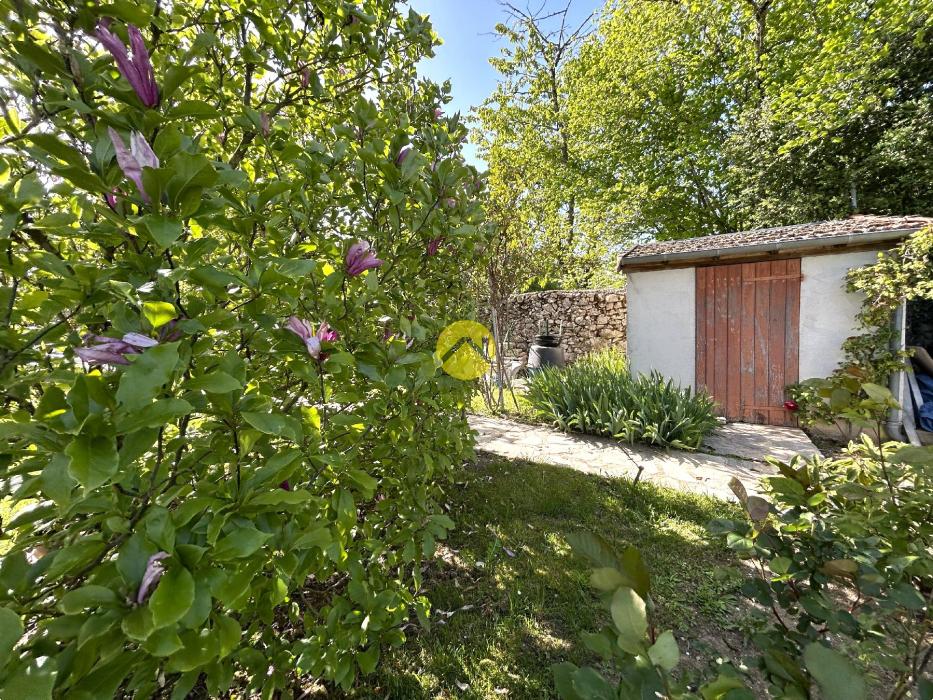 MAISON DE BOURG HABITABLE DE SUITE