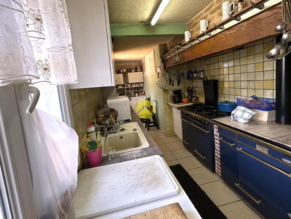 MAISON DE BOURG HABITABLE DE SUITE