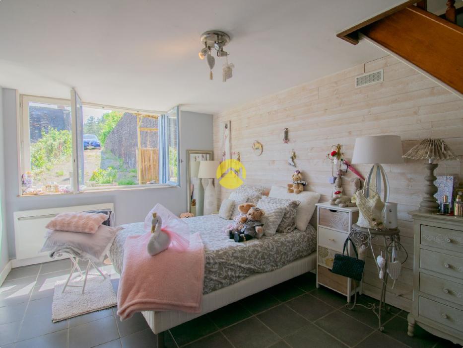 Maison de ville 2ch au calme