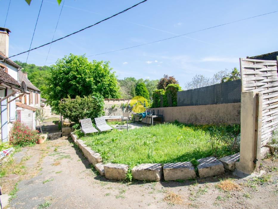 Maison de ville 2ch au calme