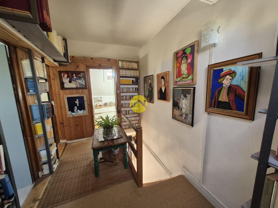 Maison 180m ²  et terrain 1545 m²