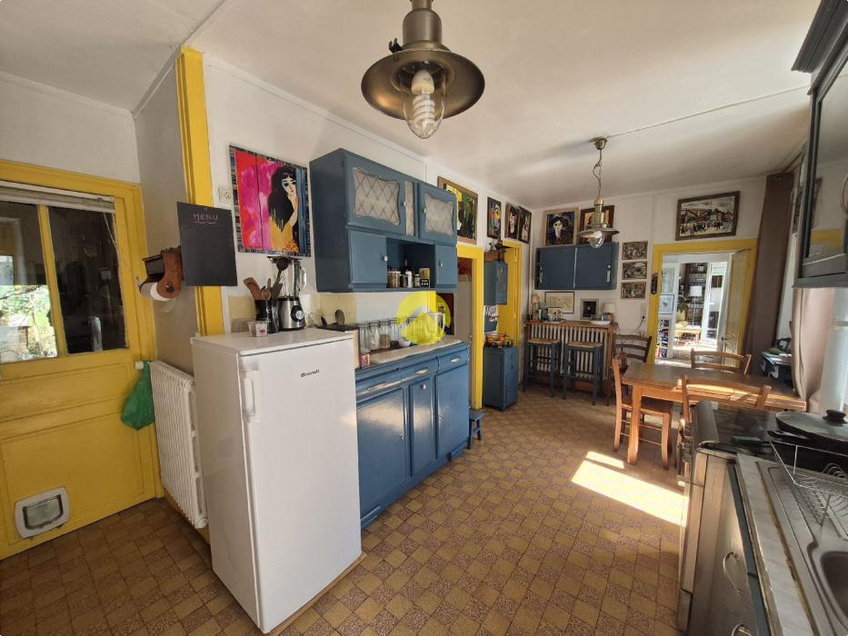 Maison 180m ²  et terrain 1545 m²