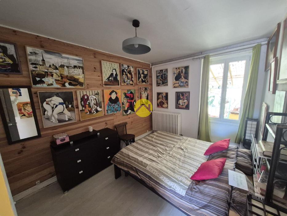 Maison 180m ²  et terrain 1545 m²