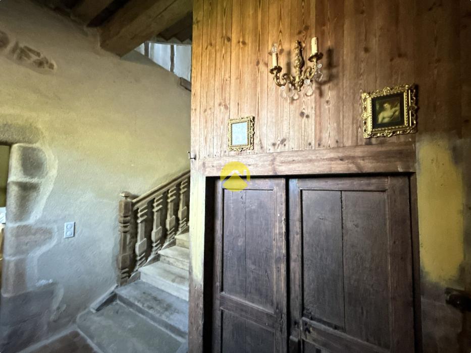 ANCIENNE DEMEURE