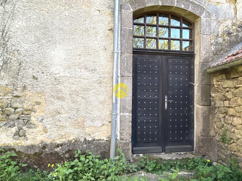ANCIENNE DEMEURE