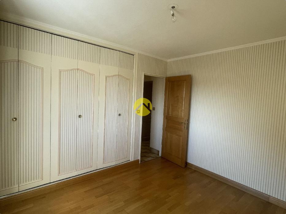 APPARTEMENT RUE MIREBEAU