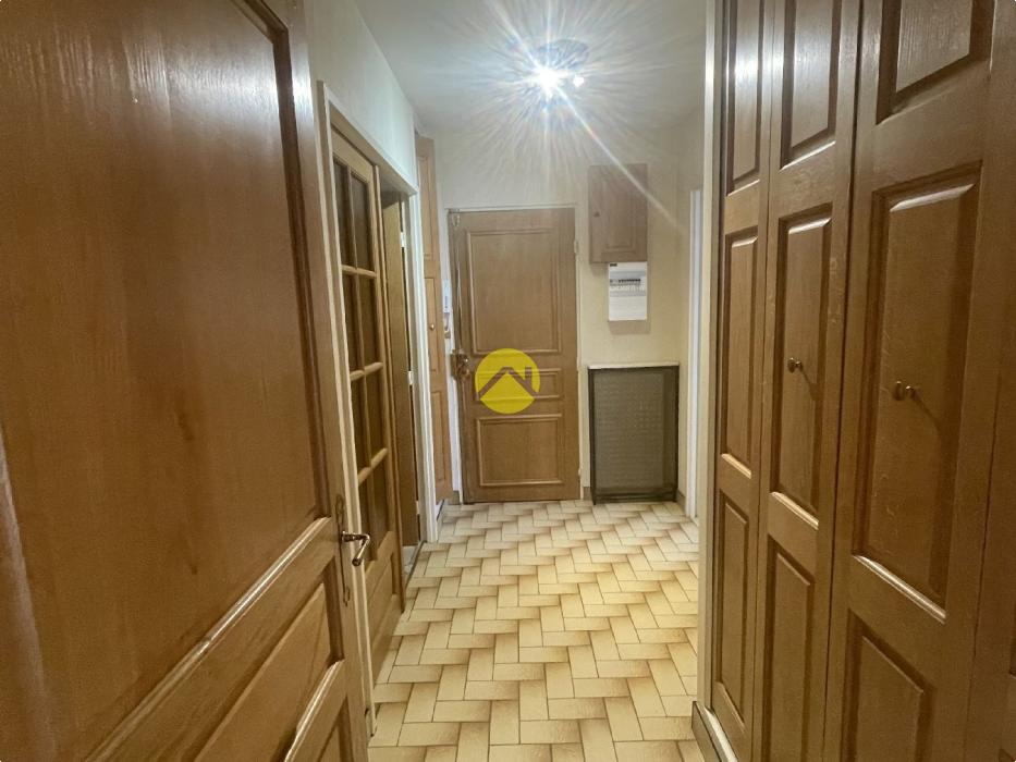 APPARTEMENT RUE MIREBEAU