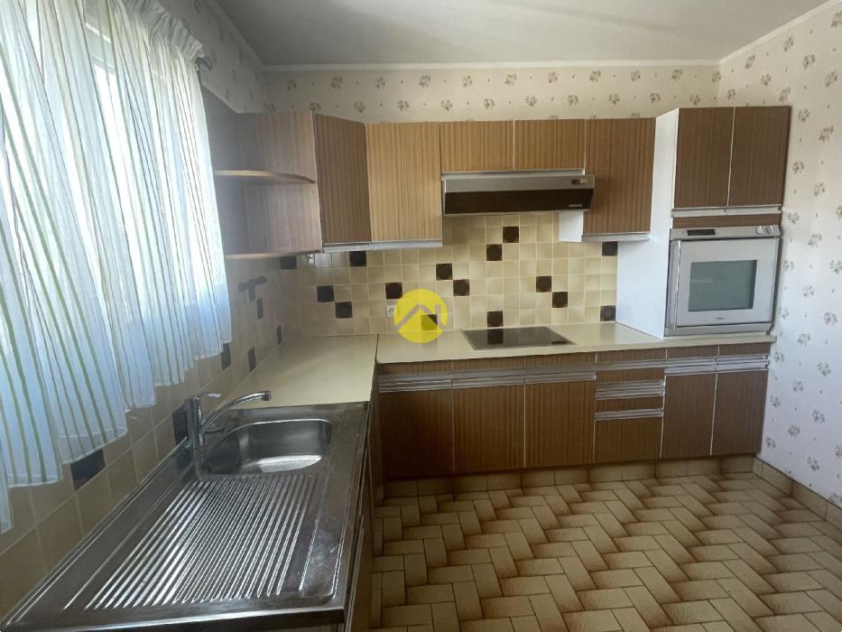APPARTEMENT RUE MIREBEAU