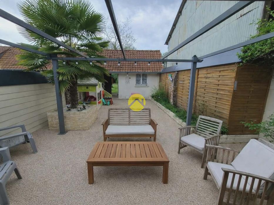Charmante maison avec jardin 
