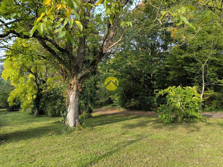 Longère 212m².Dépendances 450m²