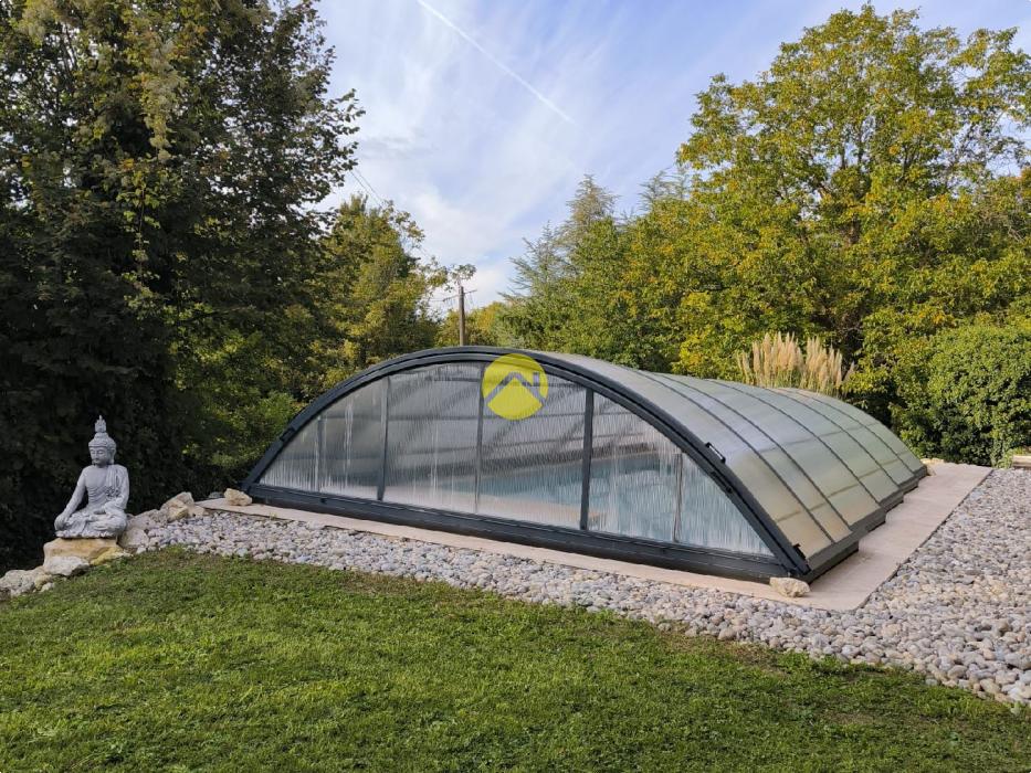 Longère 212m².Dépendances 450m²
