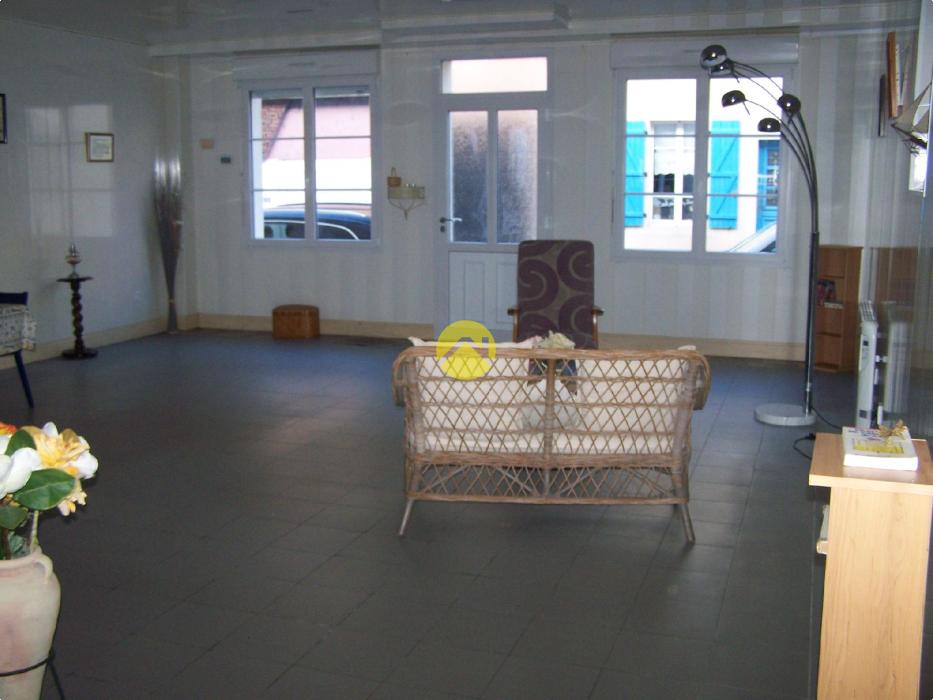 MAISON DE VILLE RENOVEE AVEC GOUT