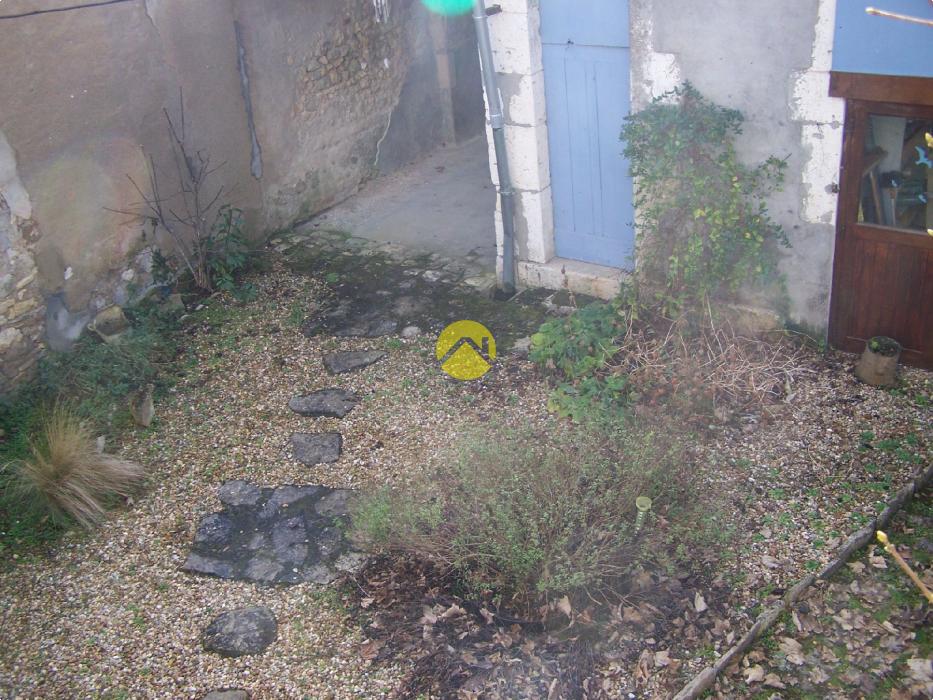 MAISON DE VILLE RENOVEE AVEC GOUT