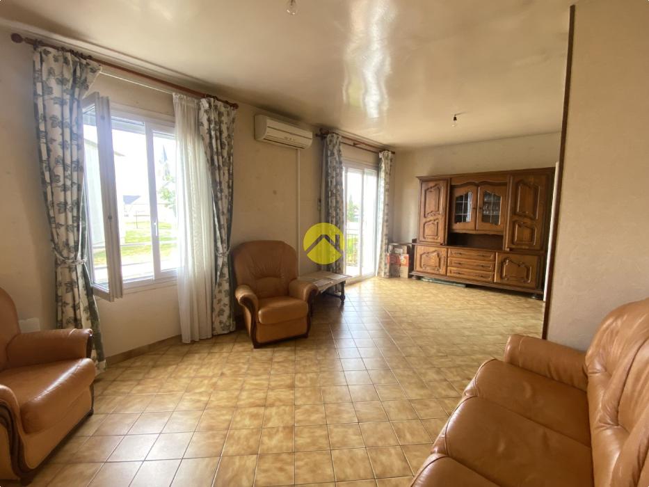 MAISON 3 CHAMBRES CENTRE BOURG