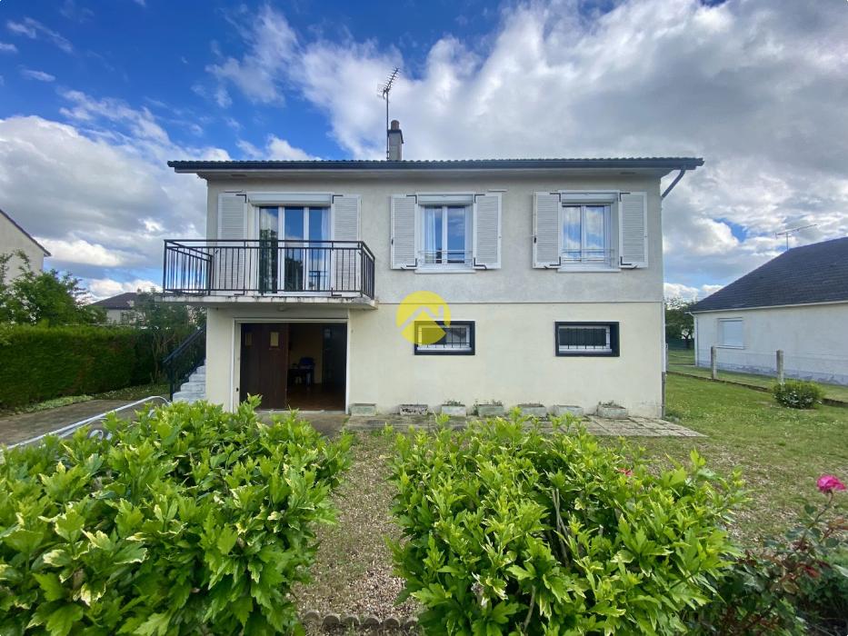 MAISON 3 CHAMBRES CENTRE BOURG