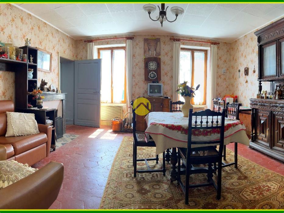 LONGERE 2 Chambres