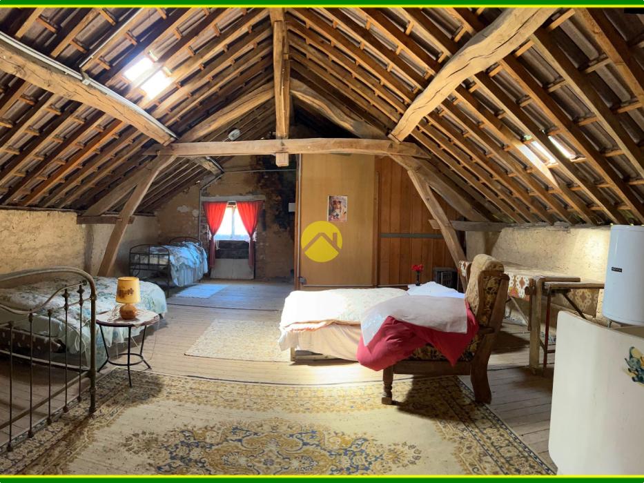 LONGERE 2 Chambres