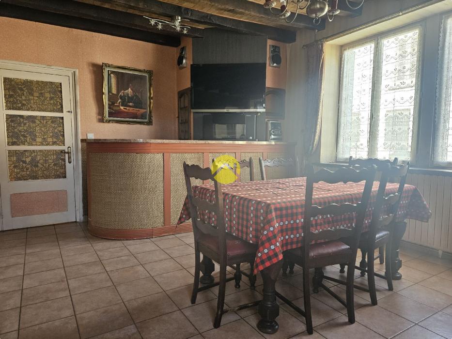 MAISON FAMILIALE