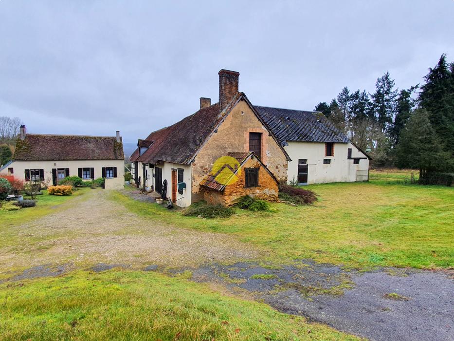 CORPS DE FERME ET DÉPENDANCES