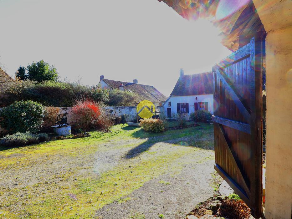 CORPS DE FERME ET DÉPENDANCES