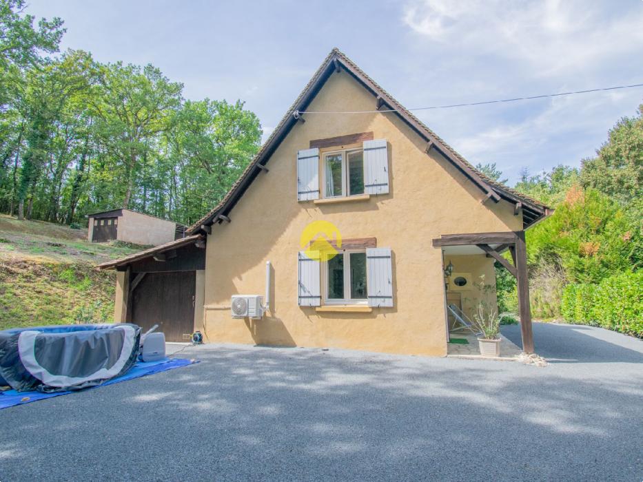 Charmante maison avec deux garages