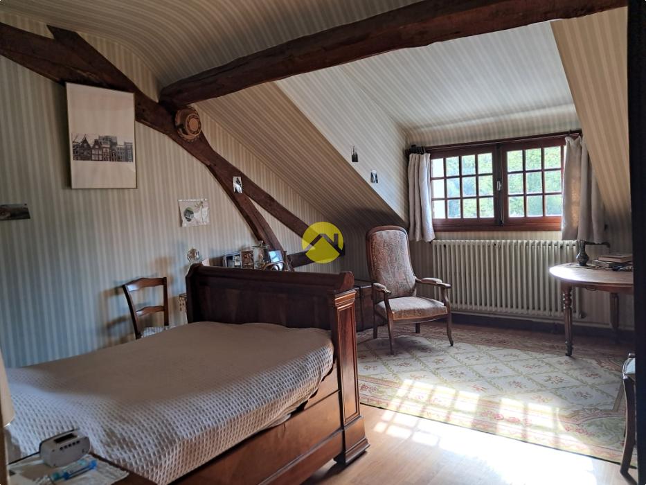 MAISON DE VILLAGE ET DEPENDANCE