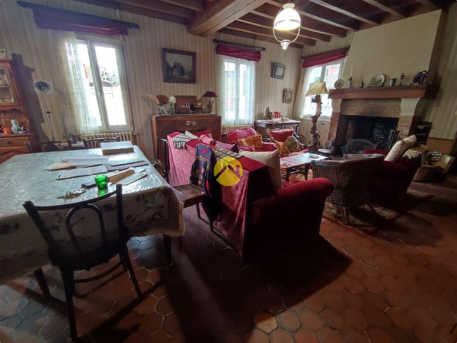 MAISON DE VILLAGE ET DEPENDANCE