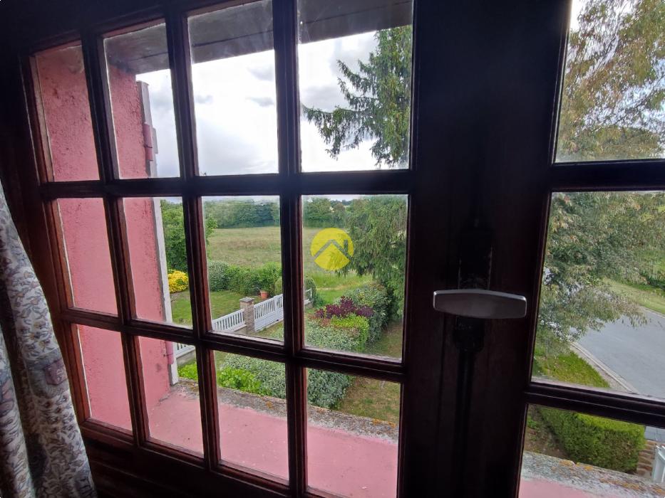 MAISON DE VILLAGE ET DEPENDANCE